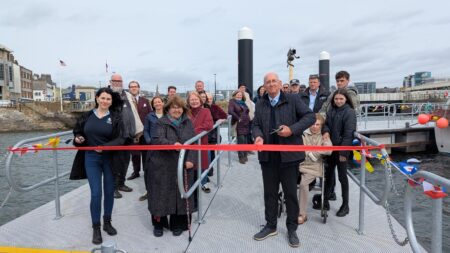 CH Mayflower Pontoon_4